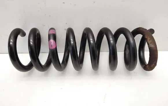 Mercedes-Benz C W204 Rear coil spring