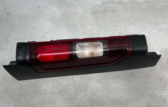 Opel Vivaro Rear/tail lights