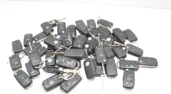 Volkswagen Tiguan Ignition key/card 5K0837202AD 1K0959753G