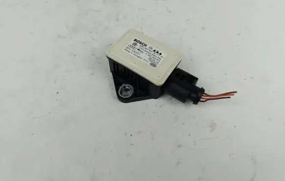 Audi A4 S4 B8 8K ESP acceleration yaw rate sensor 8R0907637B 7060602 0265005853