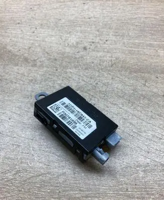 Volvo S60 Aerial antenna amplifier P30761696 7CP118C847CA