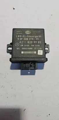 Mercedes-Benz E W211 Light module LCM 5DF00827801 A2118209985 0000270085