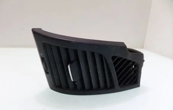 BMW 1 E81 E87 Dashboard side air vent grill/cover trim 7059187 P01011471