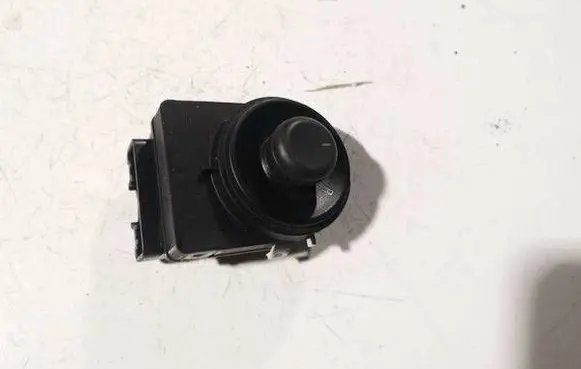 Opel Insignia A Wing mirror switch 13271827 211723