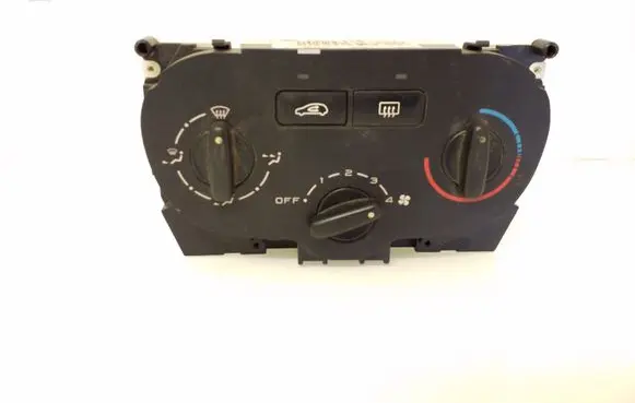 Peugeot 307 Climate control unit 15H05
