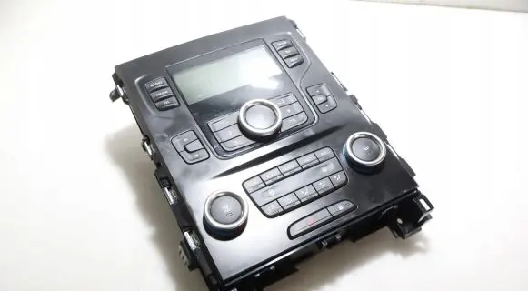 Renault Megane IV Head unit multimedia control 