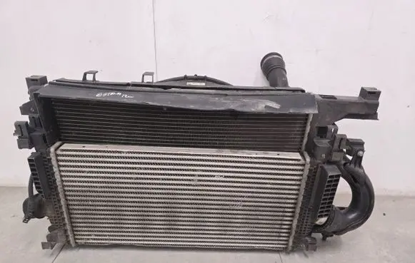 Opel Astra J Radiator set 13250332 13267655 3461C8135