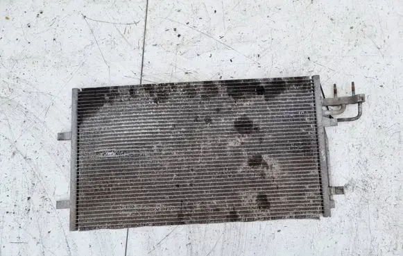 Ford Focus A/C cooling radiator (condenser)