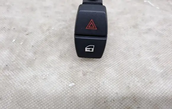 BMW X3 F25 Hazard light switch 9161896