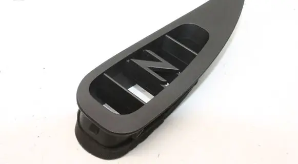 Nissan 350Z Dashboard air vent grill cover trim 68421CD000
