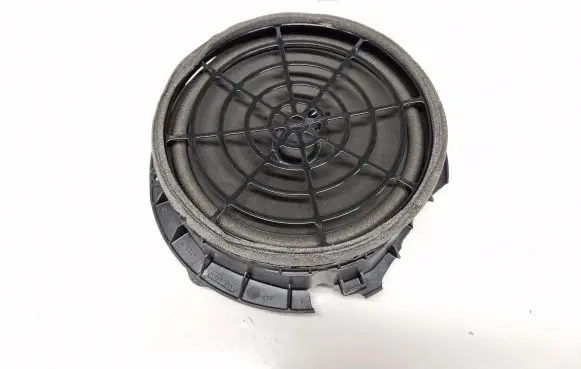 Audi A4 S4 B9 Front door speaker