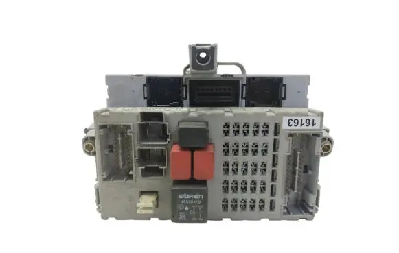Fiat Punto (188) Fuse module 46817785