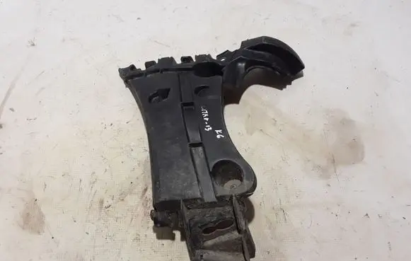 Mercedes-Benz Citan W415 Rear bumper mounting bracket 8200435435