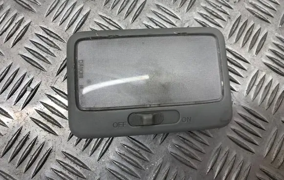 Suzuki Grand Vitara I Front seat light 01L26