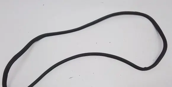 Volkswagen PASSAT B7 USA Trunk rubber seal (body) 