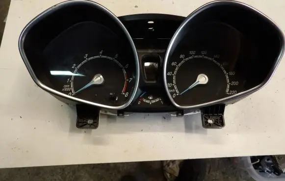 Ford B-MAX Speedometer (instrument cluster)