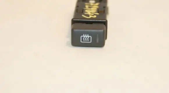 Land Rover Freelander Windscreen/window heater switch YUE100540LNF
