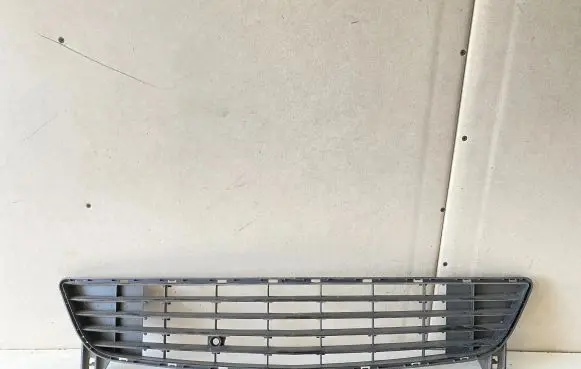 Opel Meriva A Front bumper lower grill 464549018 13193495