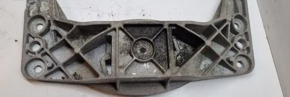BMW 6 E63 E64 Gearbox mounting bracket 6761106
