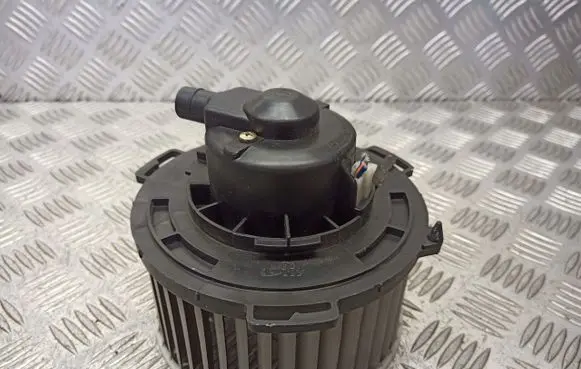 Mazda 5 Front door blower motor 