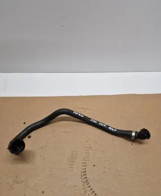 BMW 4 F36 Gran coupe Engine coolant pipe/hose 8514058 147213