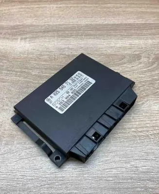 Mercedes-Benz E W211 Parking PDC control unit/module A0255457132 0263004025