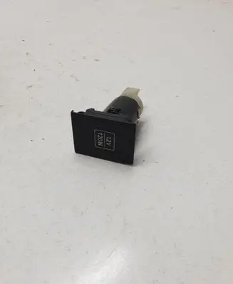 Toyota RAV 4 (XA20) Cigarette lighter 