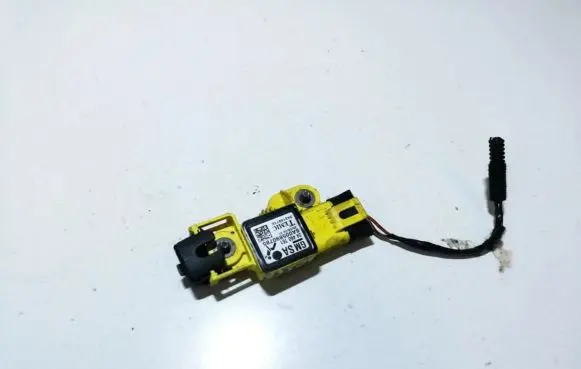 Opel Zafira B Airbag deployment crash/impact sensor 24460761 34314912