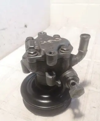 Volkswagen Golf IV Power steering pump 030145269A 1J0422154B
