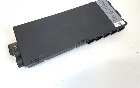 Jaguar F-Pace Fuse module HK8314516AE