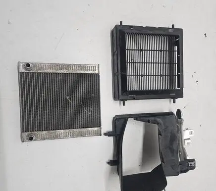 BMW 8 G14 Optional radiator 8742469