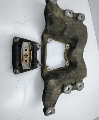 Audi A6 S6 C6 4F Gearbox mounting bracket 4F0399263