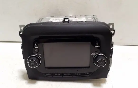 Fiat 500L Radio/CD/DVD/GPS head unit 07355944690