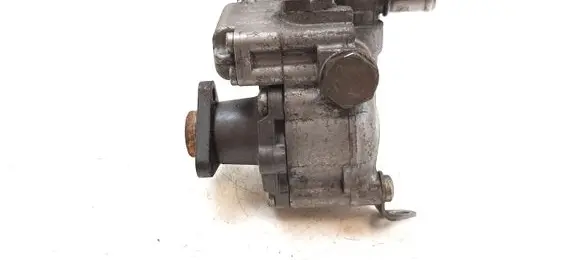 BMW 5 E60 E61 Power steering pump 678084804