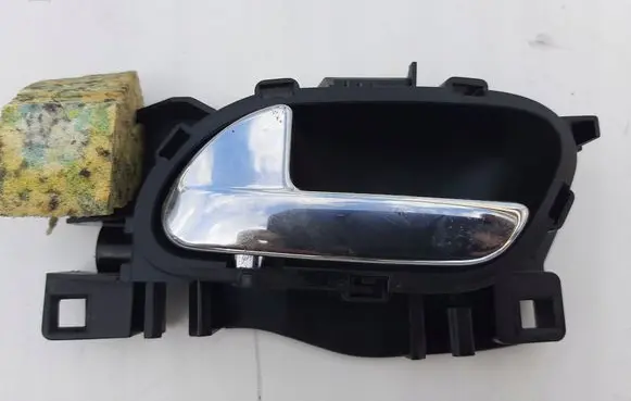 Citroen C3 Picasso Front door interior handle 9683446877
