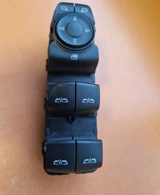 Opel Insignia B Electric window control switch 84210049