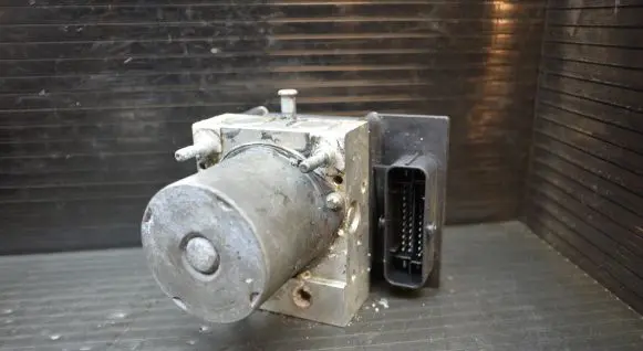 Audi A6 S6 C6 4F ABS Pump 4F0910517AC