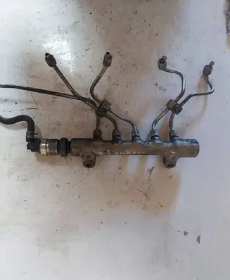 Toyota Avensis T250 Fuel main line pipe
