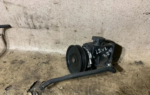 Mercedes-Benz C W204 Power steering pump 7691332154