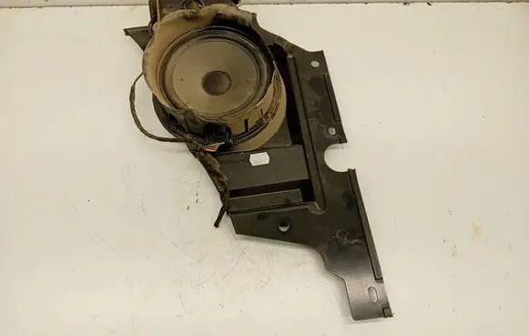 Volkswagen Multivan T5 Rear door speaker 7E0035453F