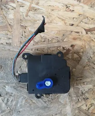 Peugeot Partner Air flap motor/actuator 030553W