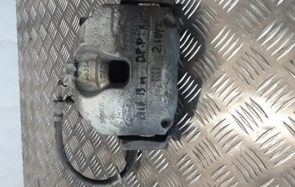 Ford Kuga II Front brake caliper