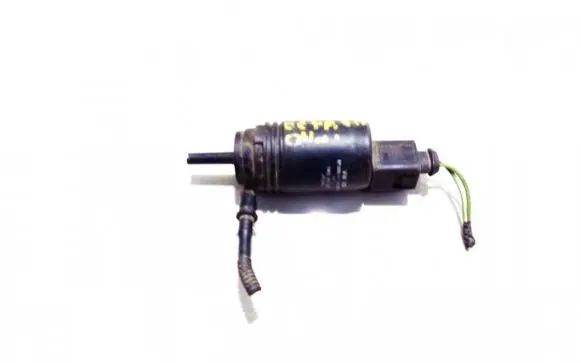 Skoda Octavia Mk1 (1U) Windscreen/windshield washer pump 1K5955651