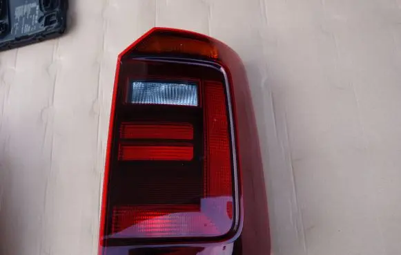 Volkswagen Caddy Rear/tail lights 211019403 2K1945096AA 200020097