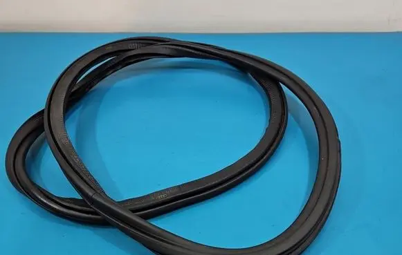 Audi A3 S3 8V Rubber seal rear door 8V5833721 IMPRK1588387