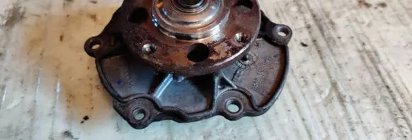 Cadillac SRX Water pump 12566029