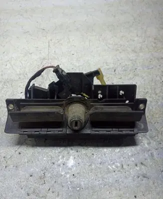 Audi A6 S6 C5 4B Tailgate/trunk/boot lock/catch/latch