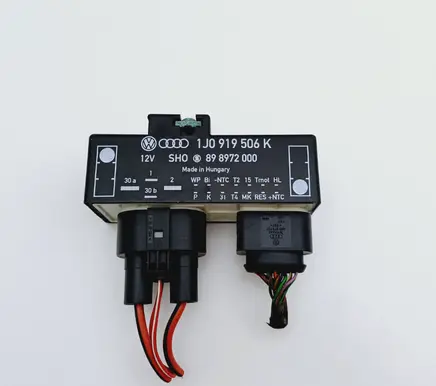 Coolant fan relay