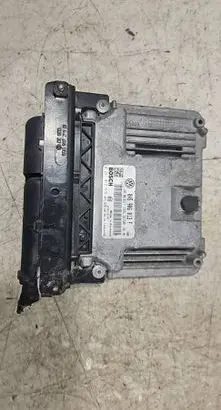 Volkswagen Polo IV 9N3 Engine control unit/module 045906013F 0281012879