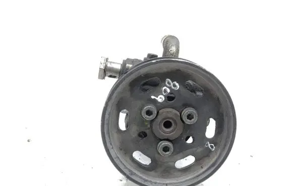 Volkswagen Golf IV Power steering pump
